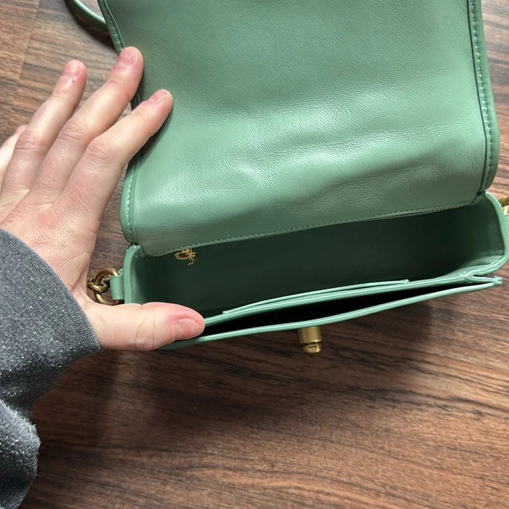 Coach Dinky 18 with Quilting - Picture 8 of 10